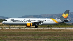 Photo of G-TCDZ - Airbus A321-211 operated by Thomas Cook Airlines