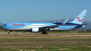 Photo of G-OBYH - Boeing 767-304(ER) operated by Thomson Airways