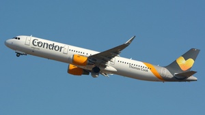 Photo of D-AIAF - Airbus A321-211 operated by Condor