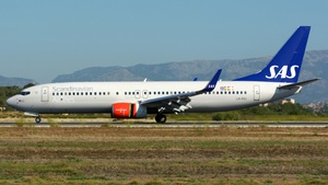 Photo of LN-RGI - Boeing 737-86N operated by SAS Scandinavian Airlines