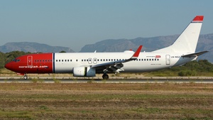 Photo of LN-NGZ - Boeing 737-8JP operated by Norwegian Air Shuttle