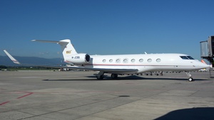 Photo of M-JCBB - Gulfstream G650 operated by J C Bamford Ltd.