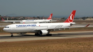 Photo of TC-JOB - Airbus A330-303 operated by Turkish Airlines