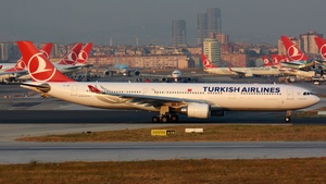 Photo of TC-JNT - Airbus A330-303 operated by Turkish Airlines