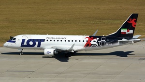 Photo of SP-LIB - Embraer ERJ-175STD operated by LOT Polish Airlines