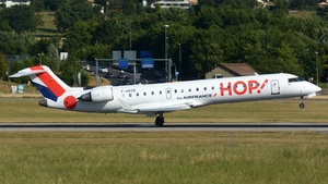 Photo of F-GRZN - Bombardier CRJ-701 operated by Air France HOP