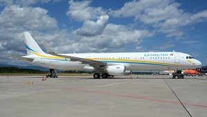 Photo of UP-A2101 - Airbus A321-211(CJ) operated by Government of Kazakhstan