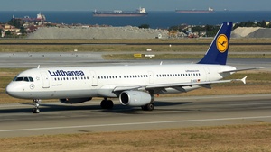 Photo of D-AIDQ - Airbus A321-231 operated by Lufthansa