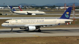 Photo of HZ-AS44 - Airbus A320-214 operated by Saudi Arabian Airlines