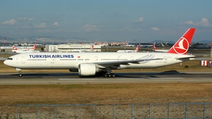 Photo of TC-JJH - Boeing 777-3F2(ER) operated by Turkish Airlines