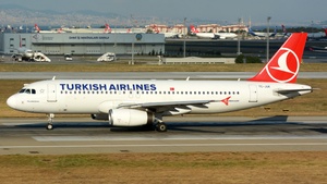 Photo of TC-JUK - Airbus A320-232 operated by Turkish Airlines