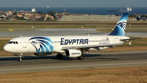 Photo of SU-GBU - Airbus A321-231 operated by Egyptair