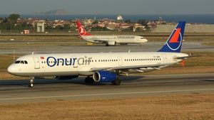 Photo of TC-OBR - Airbus A321-231 operated by Onur Air