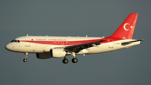 Photo of TC-ANA - Airbus A319-115(CJ) operated by Government of Türkiye