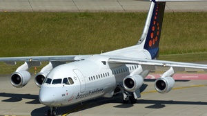 Photo of OO-DWK - British Aerospace Avro RJ100 operated by Brussels Airlines