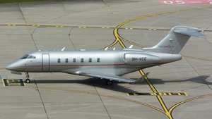 Photo of 9H-VCE - Bombardier Challenger 350 operated by VistaJet