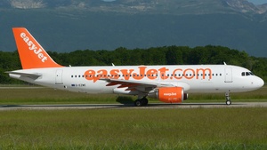 Photo of G-EZWE - Airbus A320-214 operated by easyJet