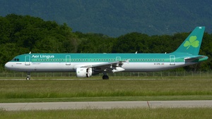 Photo of EI-CPE - Airbus A321-211 operated by Aer Lingus