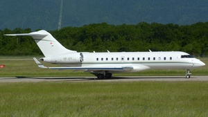 Photo of HB-JFE - Bombardier Global 6000 operated by Air King Jet