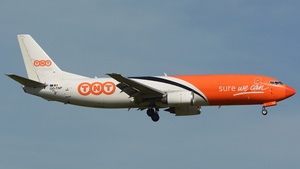 Photo of OO-TNP - Boeing 737-45D(BDSF) operated by TNT Airways
