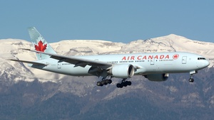 Photo of C-FIUA - Boeing 777-233(LR) operated by Air Canada