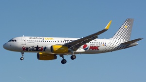 Photo of EC-MEQ - Airbus A320-232 operated by Vueling