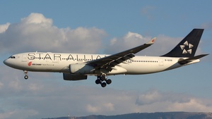 Photo of B-6091 - Airbus A330-243 operated by Air China