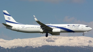Photo of 4X-EHA - Boeing 737-958(ER) operated by El Al Israel Airlines