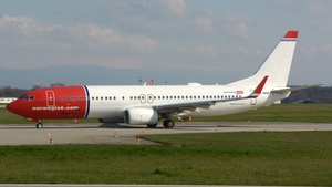 Photo of LN-NHA - Boeing 737-8JP operated by Norwegian Air Shuttle