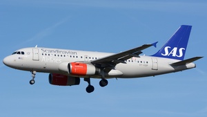Photo of OY-KBP - Airbus A319-132 operated by SAS Scandinavian Airlines