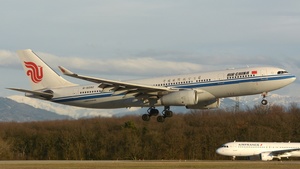 Photo of B-6092 - Airbus A330-243 operated by Air China