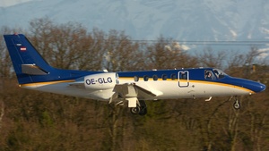 Photo of OE-GLG - Cessna 550B Citation Bravo operated by AIRLINK