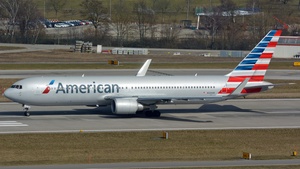 Photo of N344AN - Boeing 767-323(ER) operated by American Airlines