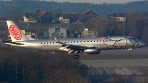 Photo of OE-IXF - Embraer ERJ-190LR operated by Niki