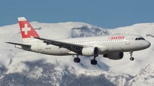 Photo of HB-IJO - Airbus A320-214 operated by Swiss International Air Lines