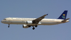 Photo of HZ-ASM - Airbus A321-211 operated by Saudi Arabian Airlines
