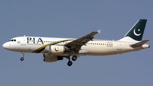 Photo of AP-BLB - Airbus A320-214 operated by PIA Pakistan International Airlines