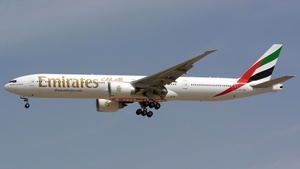 Photo of A6-ENP - Boeing 777-31H(ER) operated by Emirates