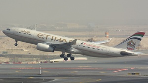Photo of A6-EYK - Airbus A330-243 operated by Etihad Airways