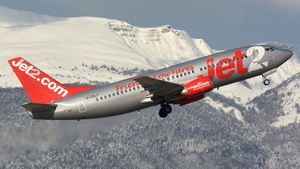 Photo of G-CELF - Boeing 737-377 operated by Jet2