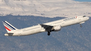 Photo of F-GTAZ - Airbus A321-212 operated by Air France