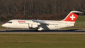 Photo of HB-IXP - British Aerospace Avro RJ100 operated by Swiss International Air Lines