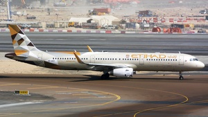 Photo of A6-AED - Airbus A321-232 operated by Etihad Airways