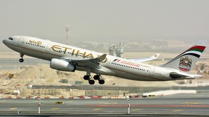 Photo of A6-EYM - Airbus A330-243 operated by Etihad Airways