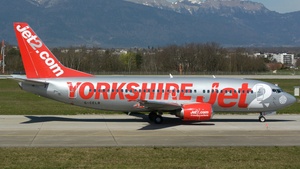 Photo of G-CELB - Boeing 737-377 operated by Jet2