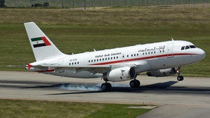 Photo of A6-ESH - Airbus A319-133(CJ) operated by Sharjah Ruler's Flight