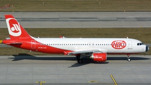 Photo of OE-LEU - Airbus A320-214 operated by Niki