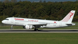 Photo of TS-IMP - Airbus A320-211 operated by Tunisair