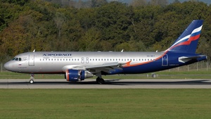 Photo of VQ-BKT - Airbus A320-214 operated by Aeroflot