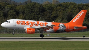 Photo of G-EZBI - Airbus A319-111 operated by easyJet